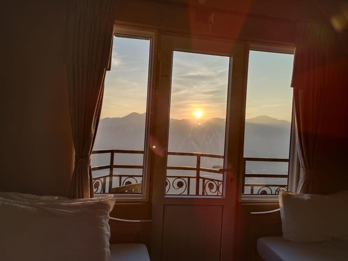 Hotel High Ground Inn Sarangkot Pokhara Zewnętrze zdjęcie